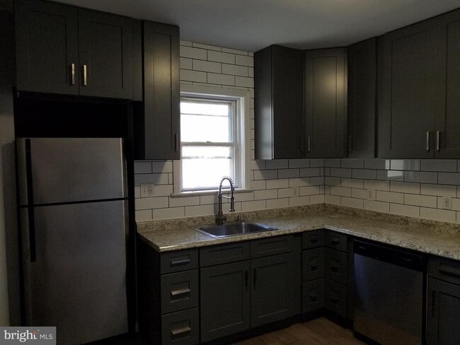 12 Kerhart Ave