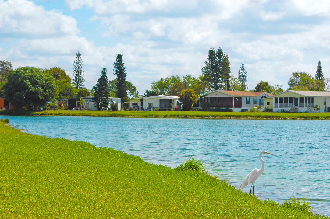 Island Vista Estates in North Fort Myers, FL - Building Photo