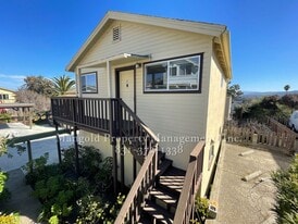 431 Monroe St in Monterey, CA - Building Photo