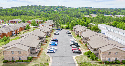 Lakeridge Apartments in Phenix City, AL - Building Photo - Building Photo