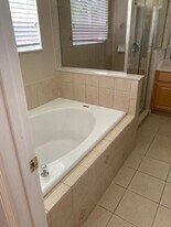 226 Venetian Bay Cir in Sanford, FL - Building Photo