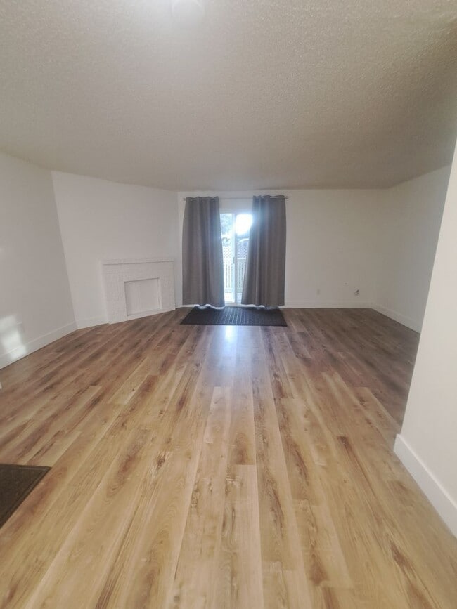 9690 SW Prairie Terrace in Beaverton, OR - Building Photo - Building Photo