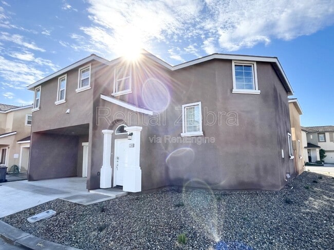 property at 1346 Playa Del Rey Dr