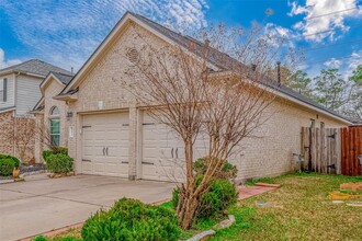 18835 Lantern Cove Ln in Tomball, TX - Building Photo - Building Photo