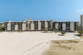 Carlos Pointe in Ft. Myers, FL - Building Photo - Building Photo