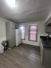 2018 Corning Ave, Unit #2 Upper in Cleveland, OH - Building Photo - Building Photo