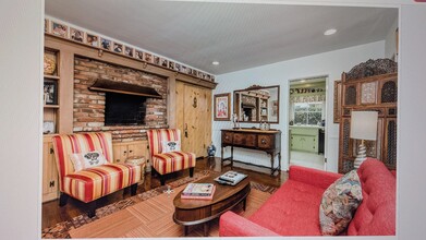 6029 Greenbush Ave in Van Nuys, CA - Building Photo - Building Photo