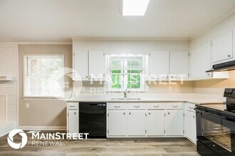 4545 Kinlock Dr in Durham, NC - Building Photo - Building Photo