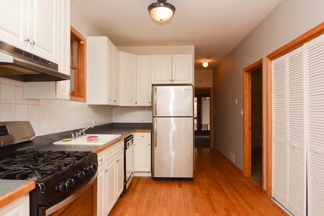 1445 W Cortez St, Unit K01J in Chicago, IL - Foto de edificio - Building Photo