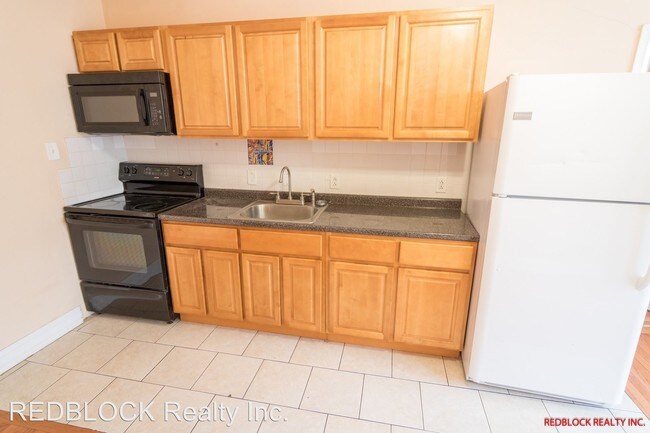 6701 Ogontz Ave in Philadelphia, PA - Building Photo - Building Photo