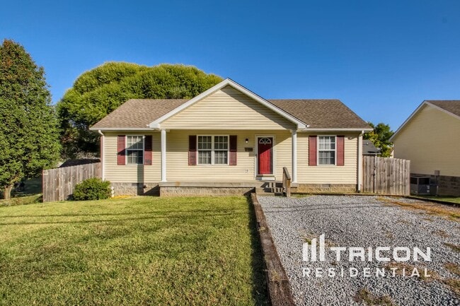 1150 E 17th Ave in Springfield, TN - Foto de edificio - Building Photo