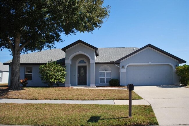 1626 Compton St in Brandon, FL - Building Photo - Building Photo
