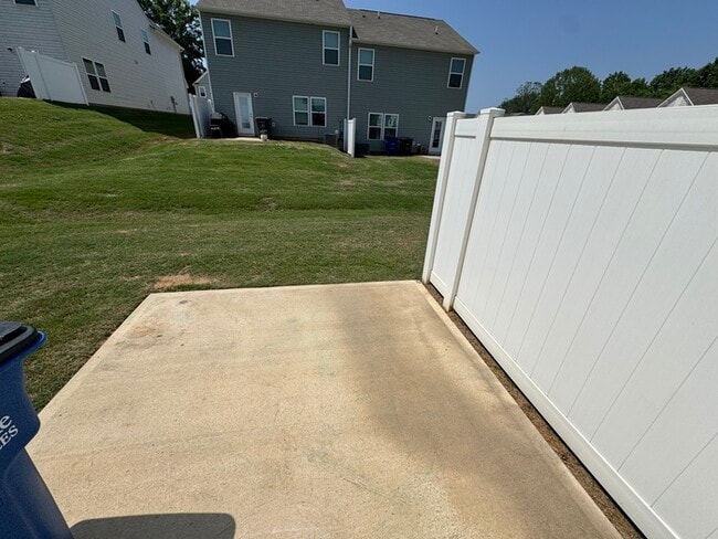 100 Gaelic Dr in Statesville, NC - Building Photo - Building Photo