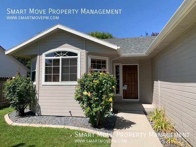 property at 2593 N Ridgebury Way