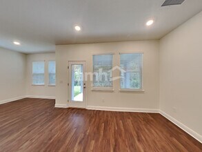 6253 Emerald Hls Wy in Wesley Chapel, FL - Building Photo - Building Photo