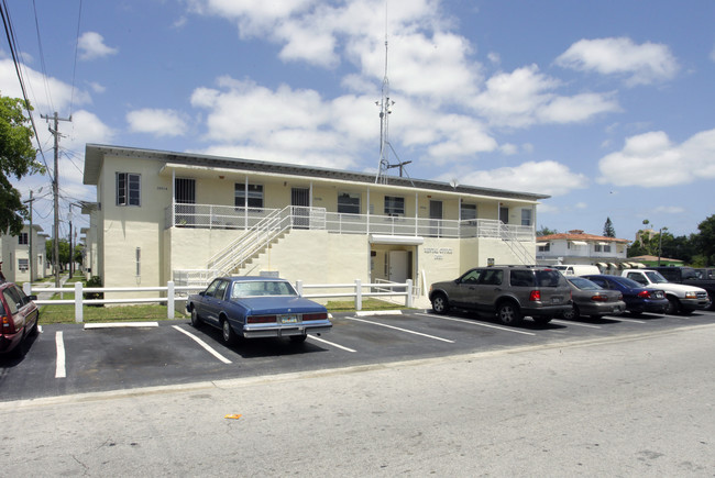 50th Street Heights Apartments in Miami, FL - Foto de edificio - Building Photo