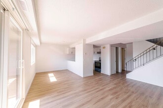 King's Alley in Calgary, AB - Building Photo - Building Photo