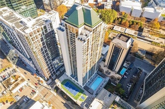 1280 W Peachtree St NW in Atlanta, GA - Building Photo - Building Photo