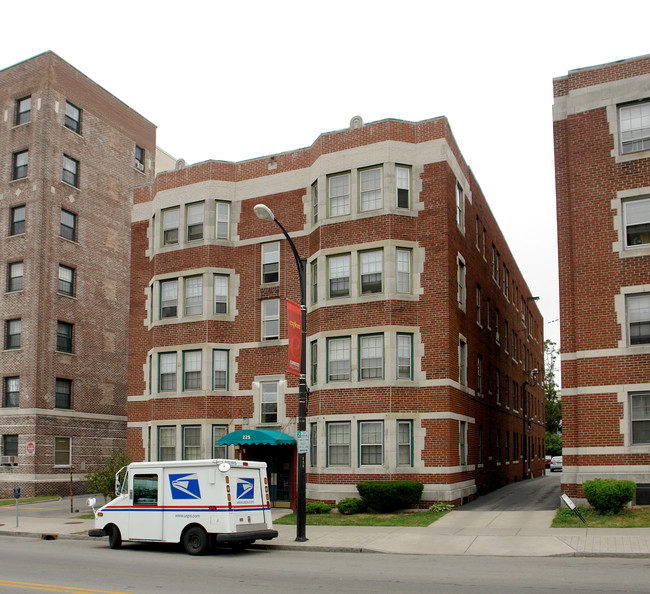 Willow Grove Apartments in Buffalo, NY - Foto de edificio - Building Photo