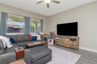 7713 S Shamrock Rd in Tampa, FL - Building Photo - Building Photo