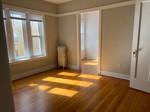 6540 N Lakewood Ave, Unit 6530-8 in Chicago, IL - Building Photo - Building Photo