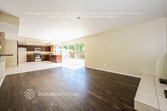 23946 Rotunda Rd in Santa Clarita, CA - Building Photo - Building Photo