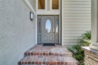 11 Hidalgo in Irvine, CA - Building Photo - Building Photo