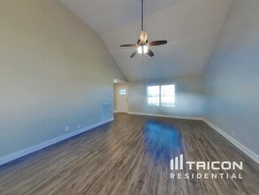 2945 Lancelot Ln in Clarksville, TN - Building Photo - Building Photo