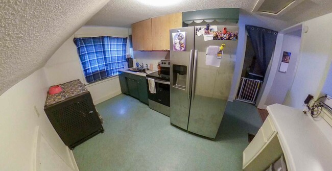 property at 822 Yuma St