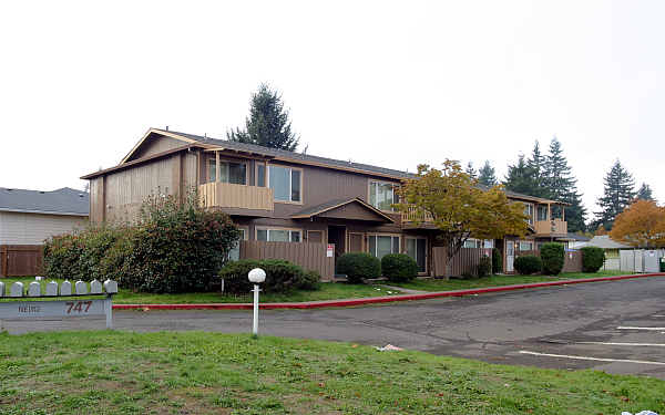 Northwood Manor Apartments