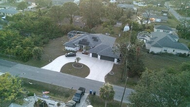 5780 Osprey Rd in Venice, FL - Building Photo - Building Photo