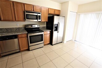 22421 SW 88th Pl in Cutler Bay, FL - Building Photo - Building Photo