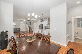 5932 Boston Ct in Denver, CO - Building Photo - Building Photo