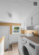 68 Stamps Ln in St John's, NL - Building Photo - Building Photo