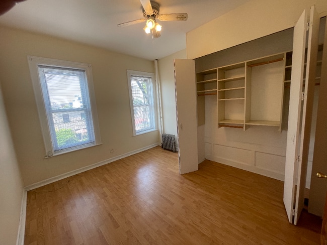 98 Bristol St in Brooklyn, NY - Building Photo - Building Photo