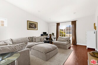 13223 Arabella St in Cerritos, CA - Building Photo - Building Photo