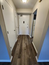 1145 S Main St, Unit 304 in Canton, OH - Foto de edificio - Building Photo