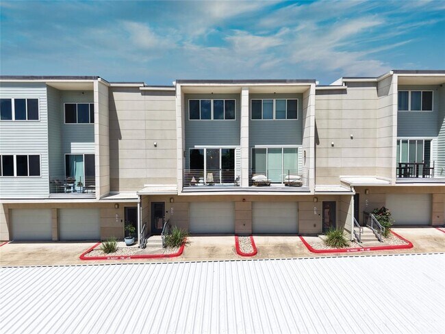 property at 604 N Bluff Dr