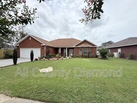 3719 Bay Tree Rd in Lynn Haven, FL - Building Photo