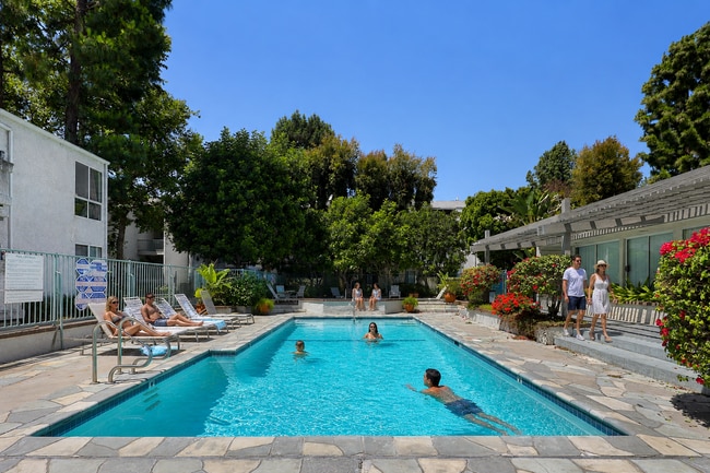 property at 20134 Leadwell St