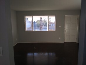 9411 S 4th Ave in Phoenix, AZ - Building Photo - Building Photo