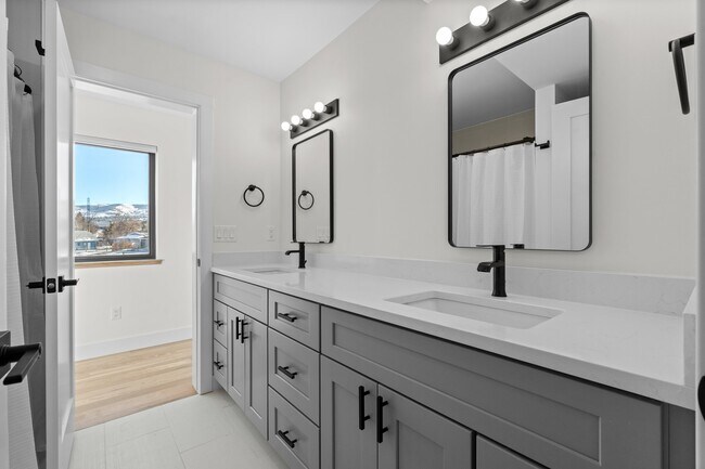 1150 Nile St, Unit 1 in Golden, CO - Building Photo - Building Photo