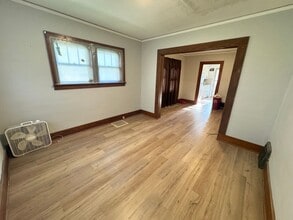 1134 S Linn St in Sioux City, IA - Building Photo - Building Photo