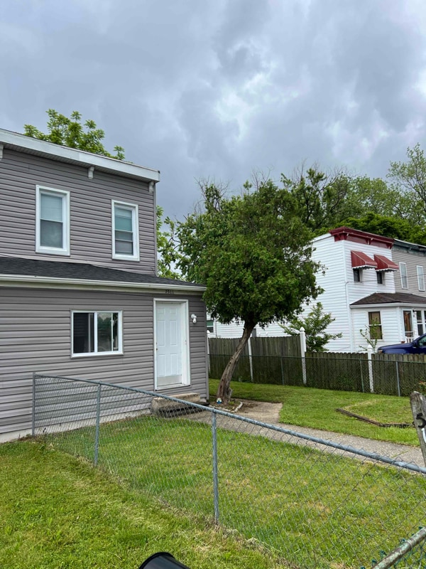property at 2511 S Snyder Ave