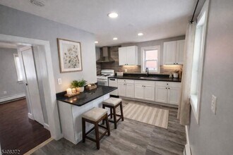 115 Grant Ave in Harrison, NJ - Building Photo - Building Photo