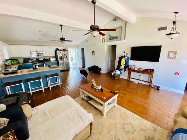 73639 Diamondhead Dr N in Diamondhead, MS - Building Photo - Building Photo