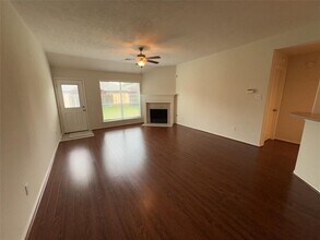 2430 Floral Ridge Dr in Spring, TX - Building Photo - Building Photo