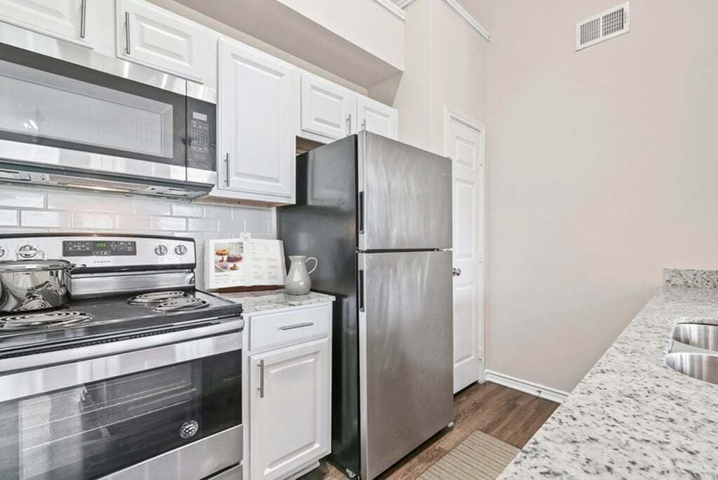 Avery in Lewisville, TX - Foto de edificio