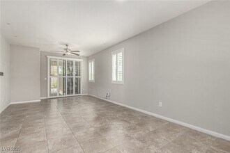 6145 Scarlet Leaf St in Las Vegas, NV - Building Photo - Building Photo