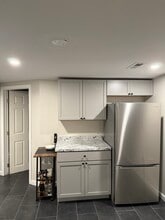 28 Nagle St in Nashua, NH - Foto de edificio - Building Photo
